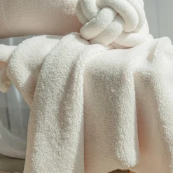 Throws*Agence K Curly Wool Throw - Sherpa