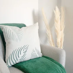 Cushions*Les textiles Patlin Kozy Cushion - Tricolor