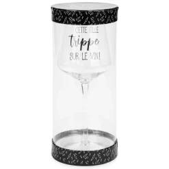 All For Wine*Attitudes Import 2 Wine Glass - Cette Fille Trippe Sur Le Vin